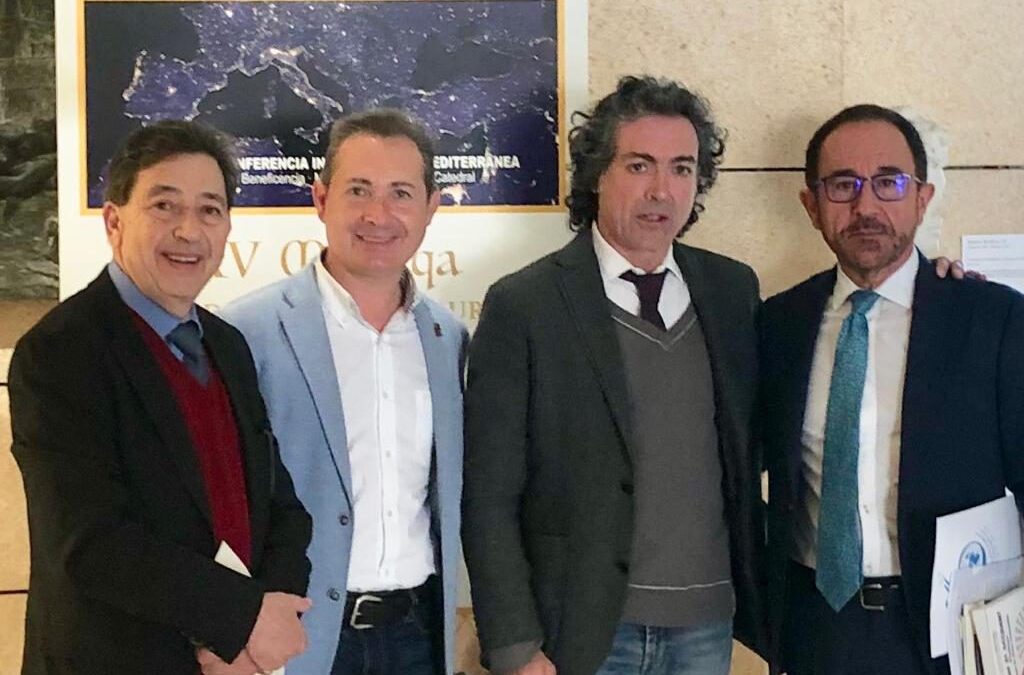 Antonio Camaró junto al jeque Bentounes de la ONU, el embajador de la Unesco en España Andrés Perelló y el Alcalde de Xirivella Michel Montaner.