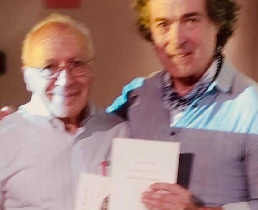 La obra «El Homo Ethicus» de Antonio Camaró, pintor por la paz, ha sido calificada de «magnífica» por Juan José Tamayo